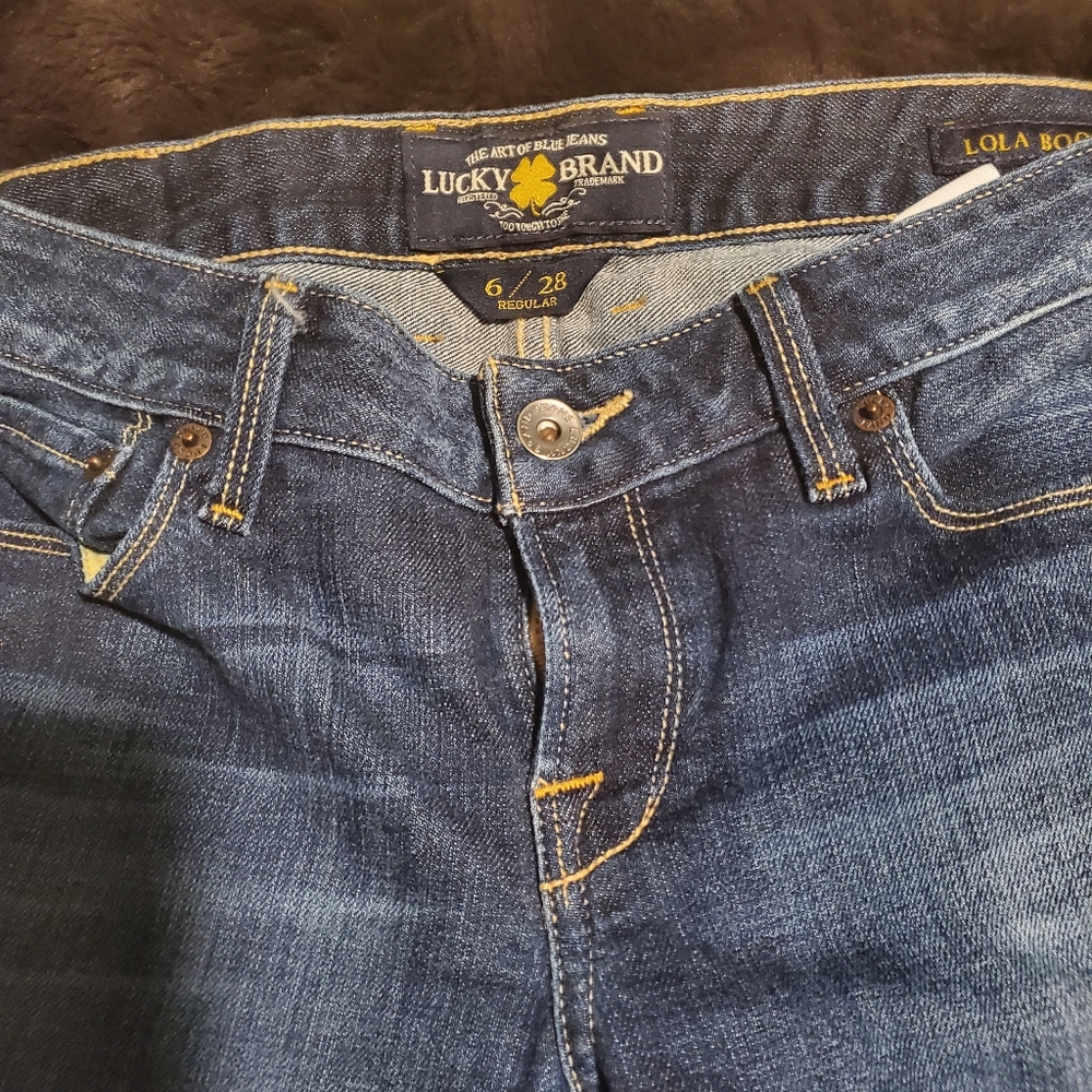 Lucky Jean's